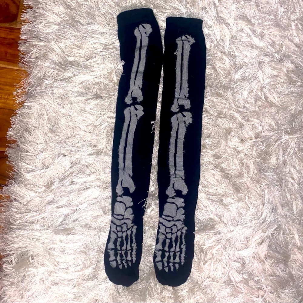 Skeleton Socks